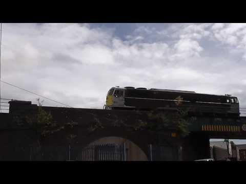 Irish Rail class 071 (081) Light Engine - Springarden Street, Dublin.