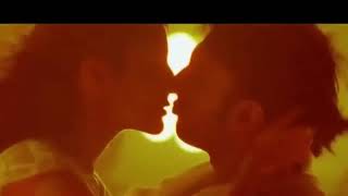 Anushka Sharma gone wild while kissing ranveer sin