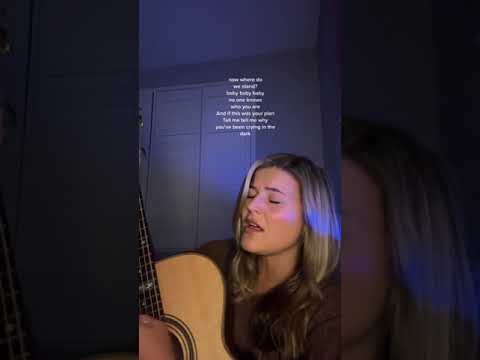 Just finished #DaisyJonesAndTheSix ❤️ #Honeycomb #RileyKeough