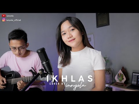 Aku pantes nyanding kowe | Ikhlas - Gloryweird For You Cover by ianyola