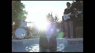 Magic America- play the drums