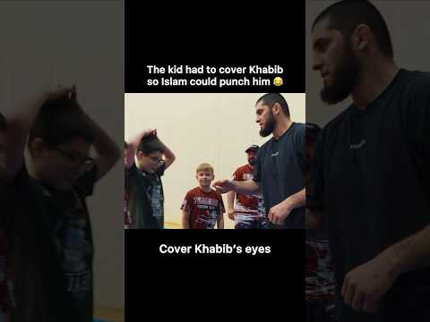 The kid had to cover Khabib so Islam could punch him 😭