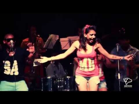 Lazaro Valdez & Bamboleo - El vecino (live casa de la musica de Miramar)