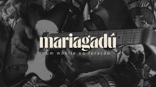 Um Móbile No Furacão Lyrics  Translation