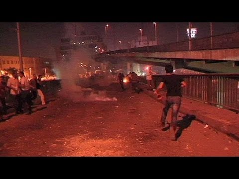 Egitto: scontri per "prendere" piazza Tahrir