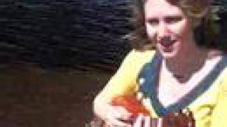 Music Video - C'est Noye - Victoria Vox