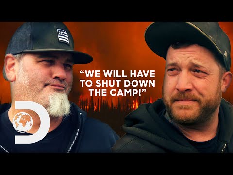 Member Of Ness' Crew Risks His Own Life To Save The Season | Season 10 | Gold Rush