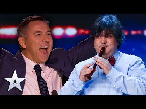 SEXY’ recorder player gets Judges DANCING! | Unforgettable Audition | Britain’s Got Talent