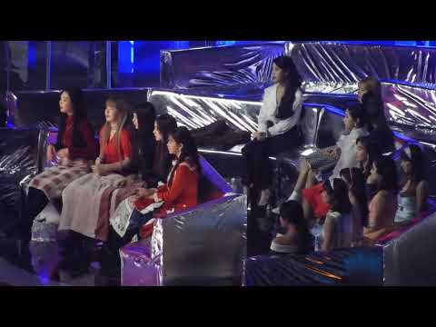 [HD]171202 Melon Music Awards TWICE트와이스、Red Velvet레드벨벳、IU아이유 reaction to EXO엑소 (fancam)