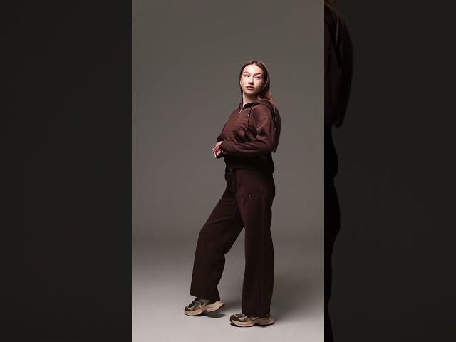 Чоботи жіночі шкіряні байка хутро 592641 Чорний Костюм жіночий спортивний двонитка 594458 Шоколад