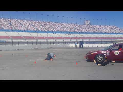 Teste de Atropelamento Chevy Impala x dummy