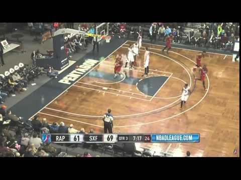 Raptors 905 Highlights: Scott Dishes to Smith - January 12, 2016