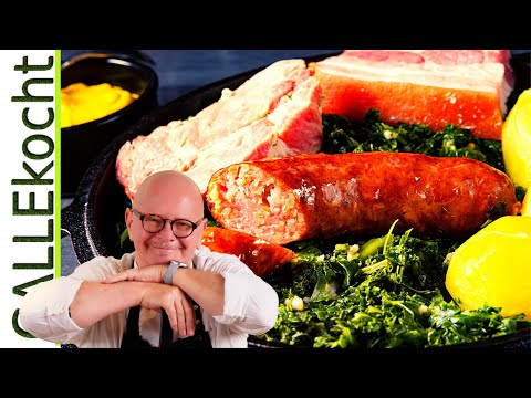Grünkohl mit Kassler, Kohlwurst und Bauch zubereiten - Omas Rezept