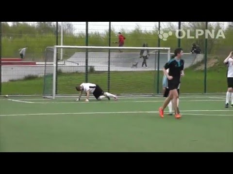 Rajd przez całe boisko!