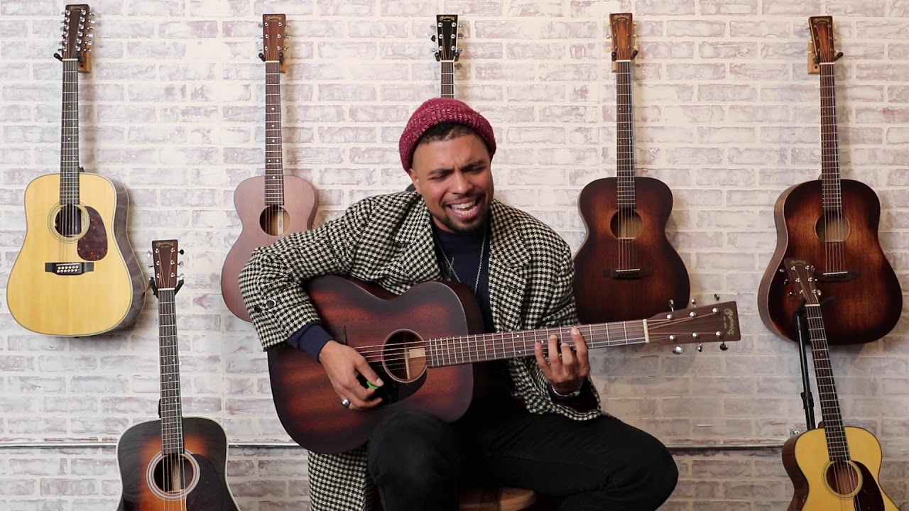 Martin 000-15M-SM Streetmaster Acoustic Guitar w/Soft Case- Distressed Mahogany