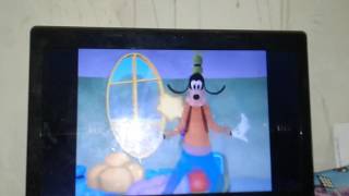 Party at mickey house in Disney junior