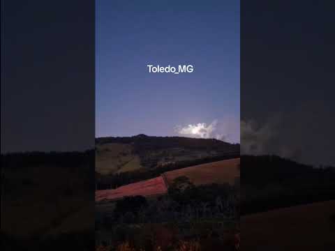 RATO MEU QUERIDO RATO... #toledo #mg #minasgerais #lua #nuvem #noite #night #moon