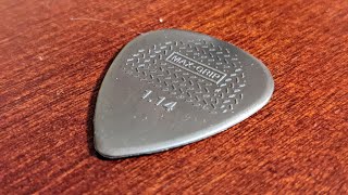 Video thumbnail for Jim Dunlop Max Grip 1.14mm guitar pick review by earthsteward9 Guitar Pick Reviews