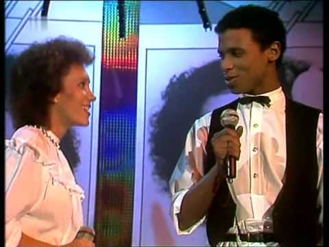 June Lodge & Prince Mohammed - Someone loves you honey 1982