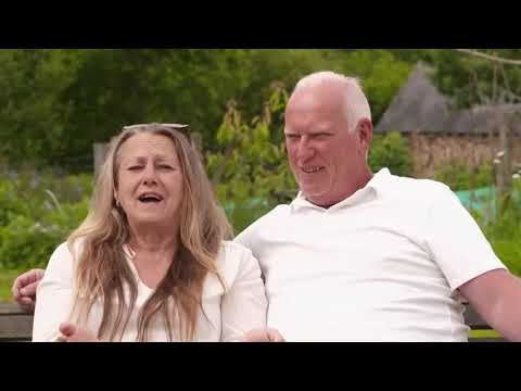 Help! We Bought a Village S04E33: In France, it's all hands on deck as Tracey and Budo finish...