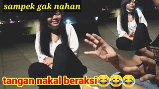 Download lagu SUPER FUNNY HYPNOTIST || HIS HANDS MAKE YOU SUCK mp3