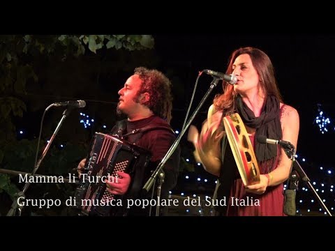 Gruppo di musica popolare Mamma Li Turchi con Mariangela Berazzi - Castel Viscardo