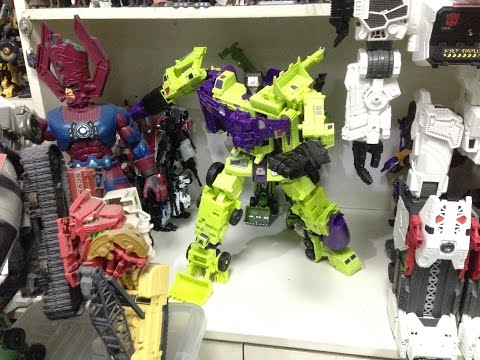Devastator Combined Mode Transformers Combiner Wars Toy Review