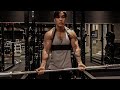 腕をダブルスプリットで追い込んでいく!/食事や日常