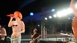 PARAHOY!: Paramore - Never Let This Go Live 3/9/14