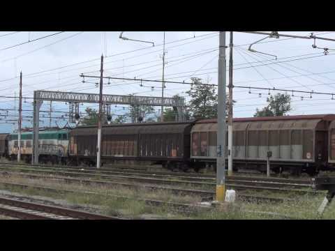CAIMANO E. 655-541 CON VAGONI MERCI ARRIVA IN STAZIONE A CUNEO - 23 - 8 - 2014.