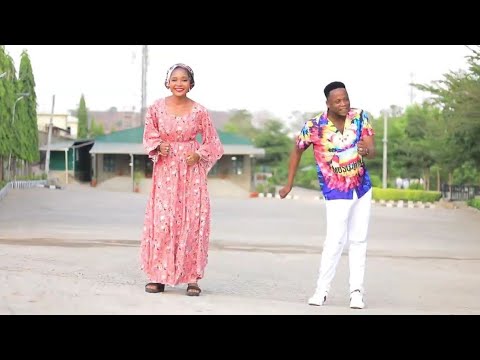 Garzali miko latest Hausa song.. ft momy Niger