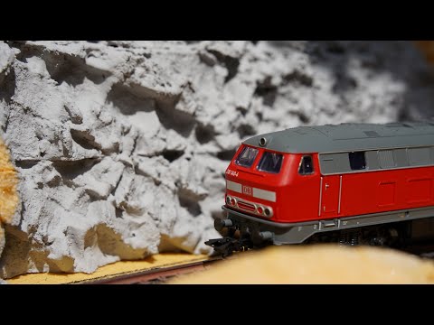 Marco's Modellbahn Teil 23 – Erste Felsen versuche am Diorama, 4 Flüsse Rundfahrt, Modellbahnzauber