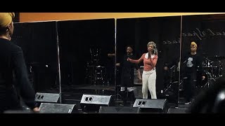 Brandy Sings Whitney Houston Acapella During Rehearsal