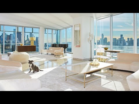 Brown Harris Stevens presents 165 Charles Street 15th Floor