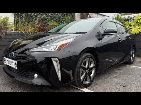 Toyota Prius 1.8 HYBRID / SOL TOP SPEC / TAX €150 - Image 2