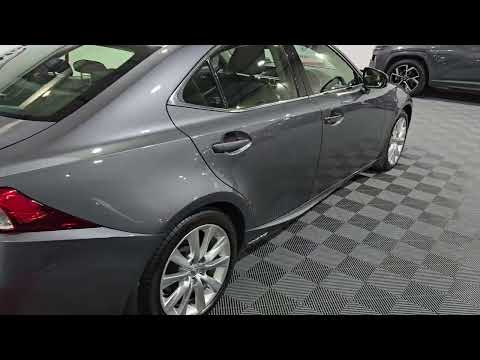 Lexus IS 2.5 HYBRID EXECUTIVE EDITION AUTOMATIC ** - Image 2