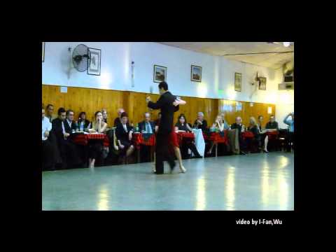  Cristian Dario Correa  and  Fatima Vitale  are  dancing  to  the  milonga  "  Morena  "