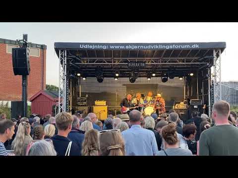 One man band - Johnny Madsen