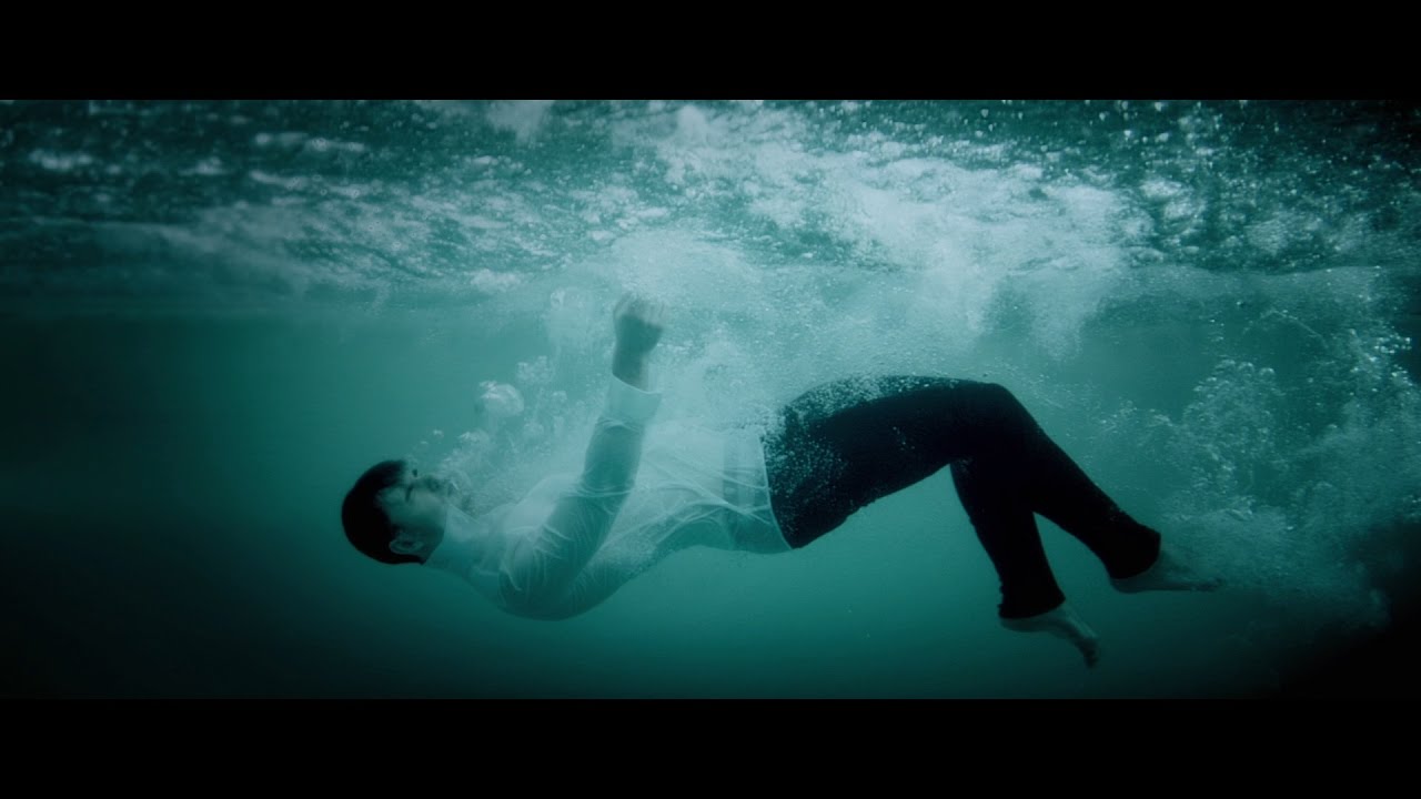 Moritz Garth — Kaltes Wasser