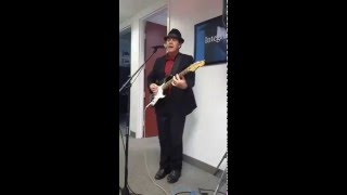 Santa Claus is coming to town