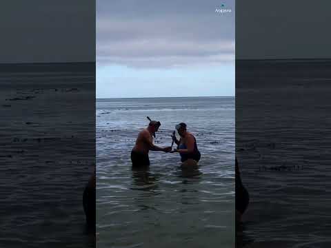 Happy pearl anniversary to Sally and Simon! 💙