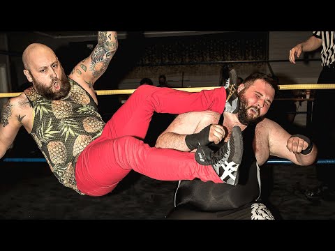 Alexander Lee vs. Big Cat - Limitless Wrestling (Student Showcase)