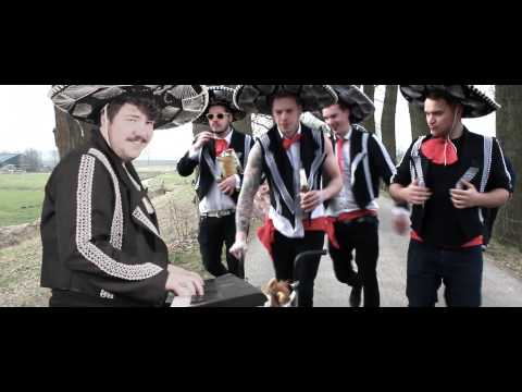 Pene Corrida - A Thousand Miles (Official Video)