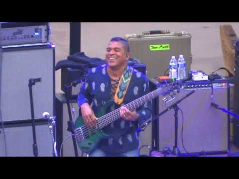Jerry Garcia 75th Birthday Celebration - Oteil Burbridge solo - Red Rocks, 8/4/17