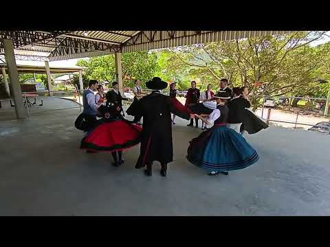 Grappa-Polka (Tanzform: Helga Preuß, 2003. Musik: Martin Ströfer, 2003)