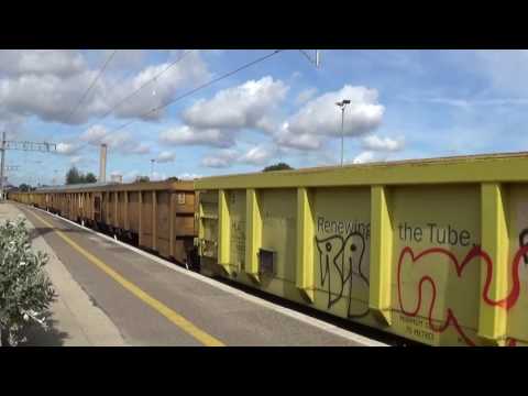 66513 Freightliner leaving Didcot 1 9 2016