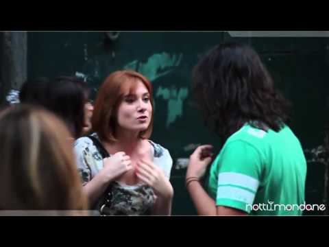 guardate cosa fa questa ragazza rimanete a bocca a