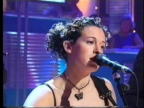 Kate Rusby - Hogmanay - 2003 - 2004 - The Cobbler's Daughter !