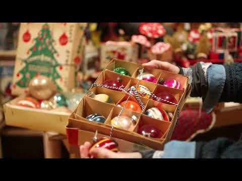 A History of Shiny Brite Ornaments