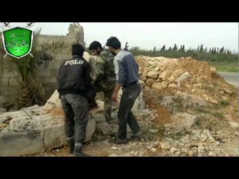 تجربة مدفع رشاش 30 مضاد طيران من قبل لواء خالد بن الوليد في ريف حمص